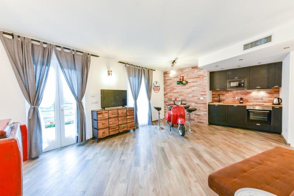 Vespa Apartments Moneglia Ngoại thất bức ảnh